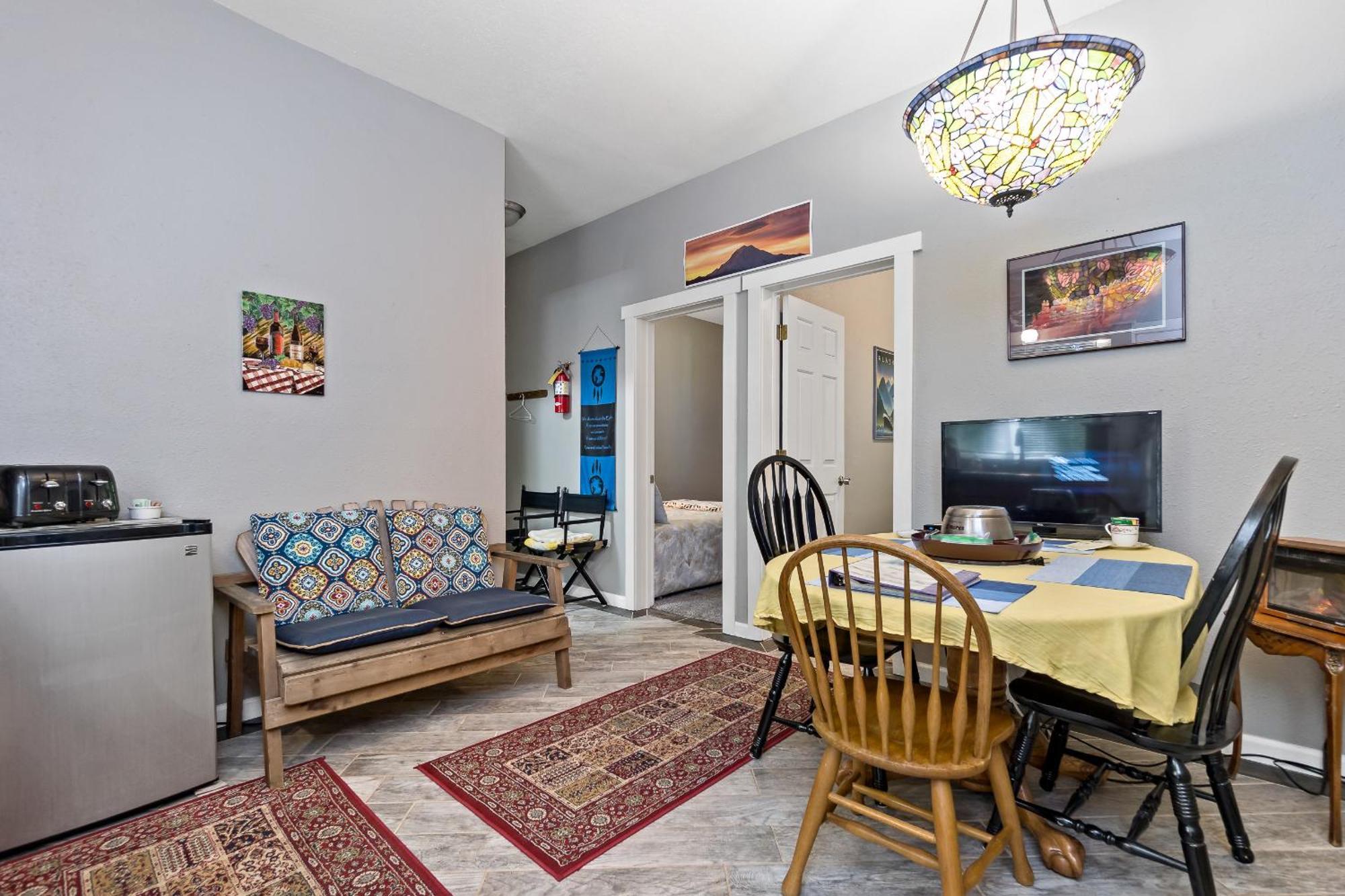 Mountain Meadows Inn & Chalet Suites Ashford Luaran gambar